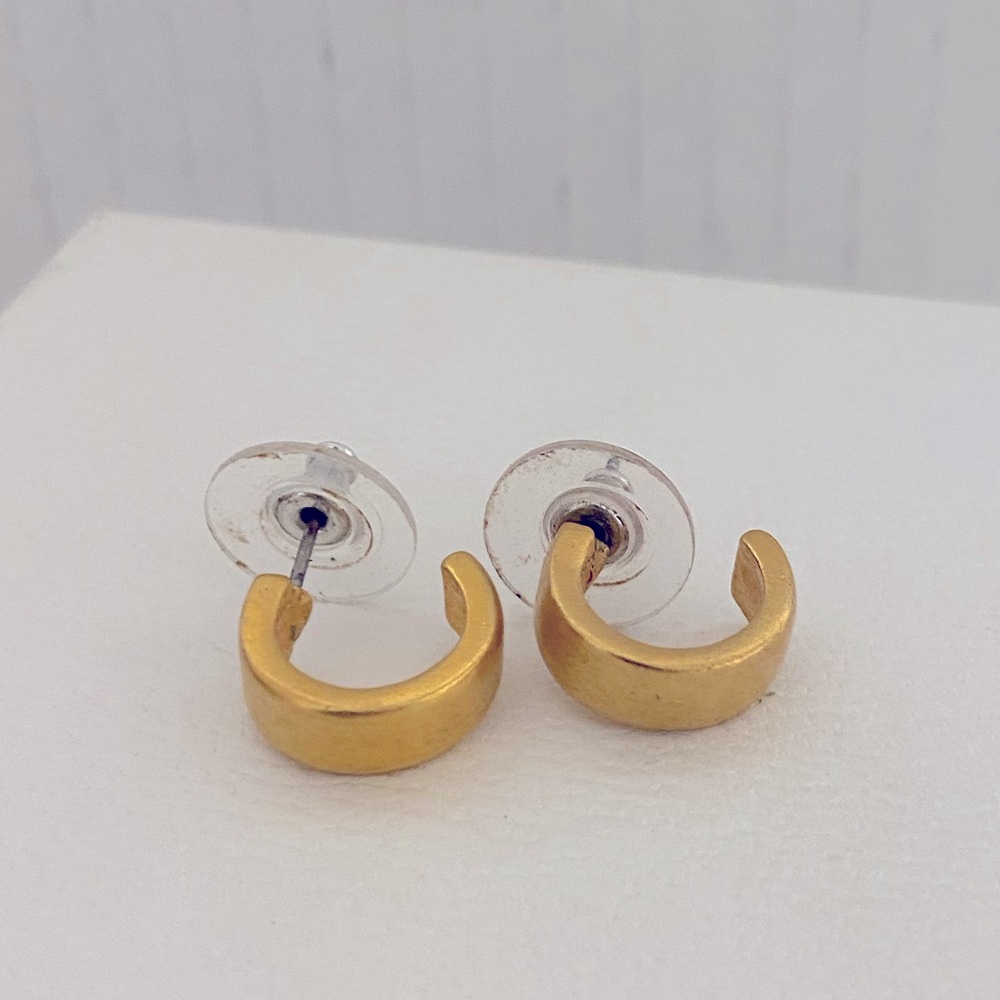 Stella & Dot Gold Cuff Earrings